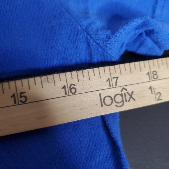 Tractor Supply Short Sleeve TShirt Women Size M Blue Pink Logo - Picture 5 of 8